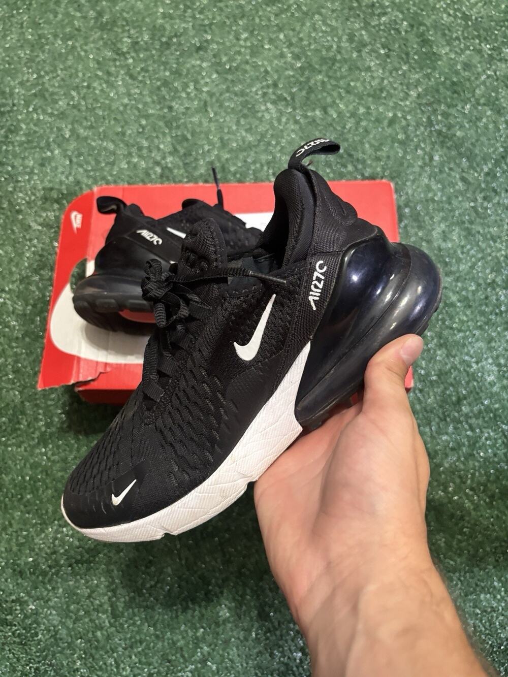 Nike Air Max 270 With Box youth Size 6 Used In Good Condition